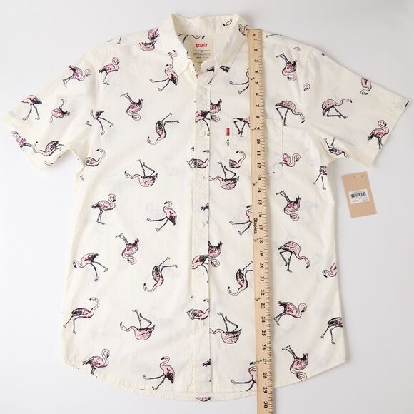 Levi’s Men’s Medium Ivory Flamingo Shirt Cotton Short Sleeve Button Down Summer - Picture 4 of 9